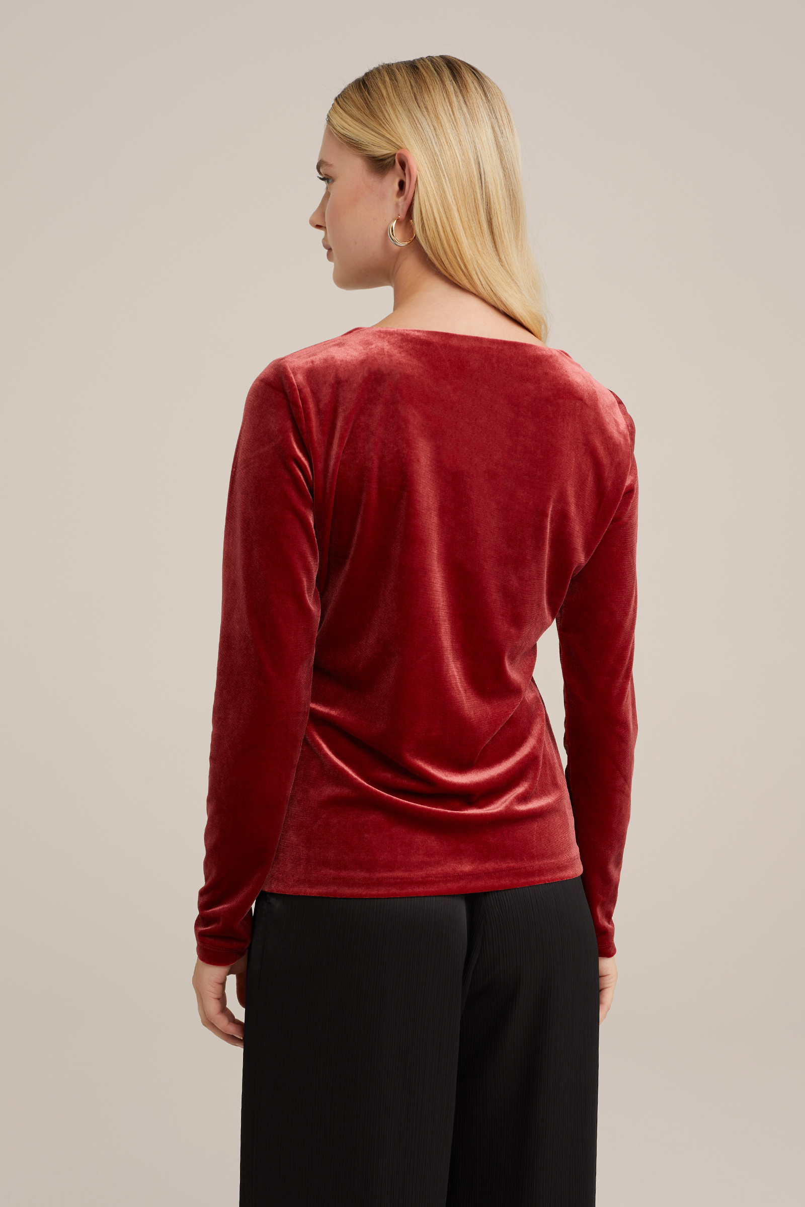 velvet T-shirt met cut-out detail WE Fashion Donkerrood