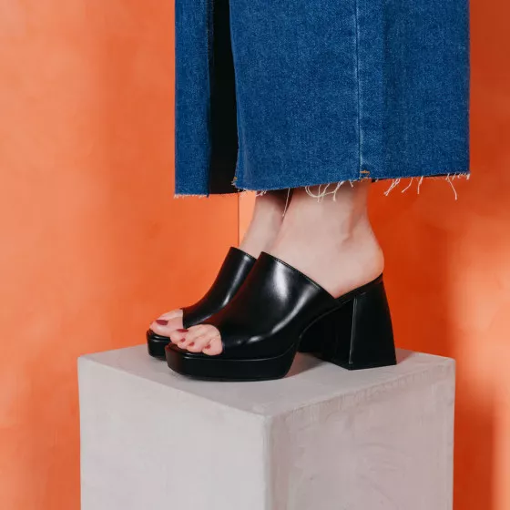 Mules NOIR MERRY SCOTT