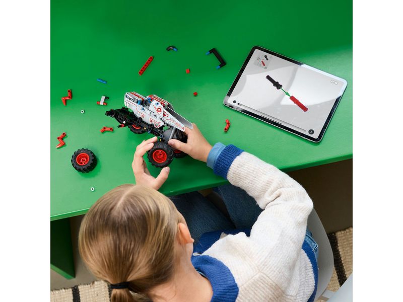 LEGO® Technic Monster Jam ThunderROARus 42200 Monstertruck-Bauset mit Rückziehmotor für Monster Jam Spass