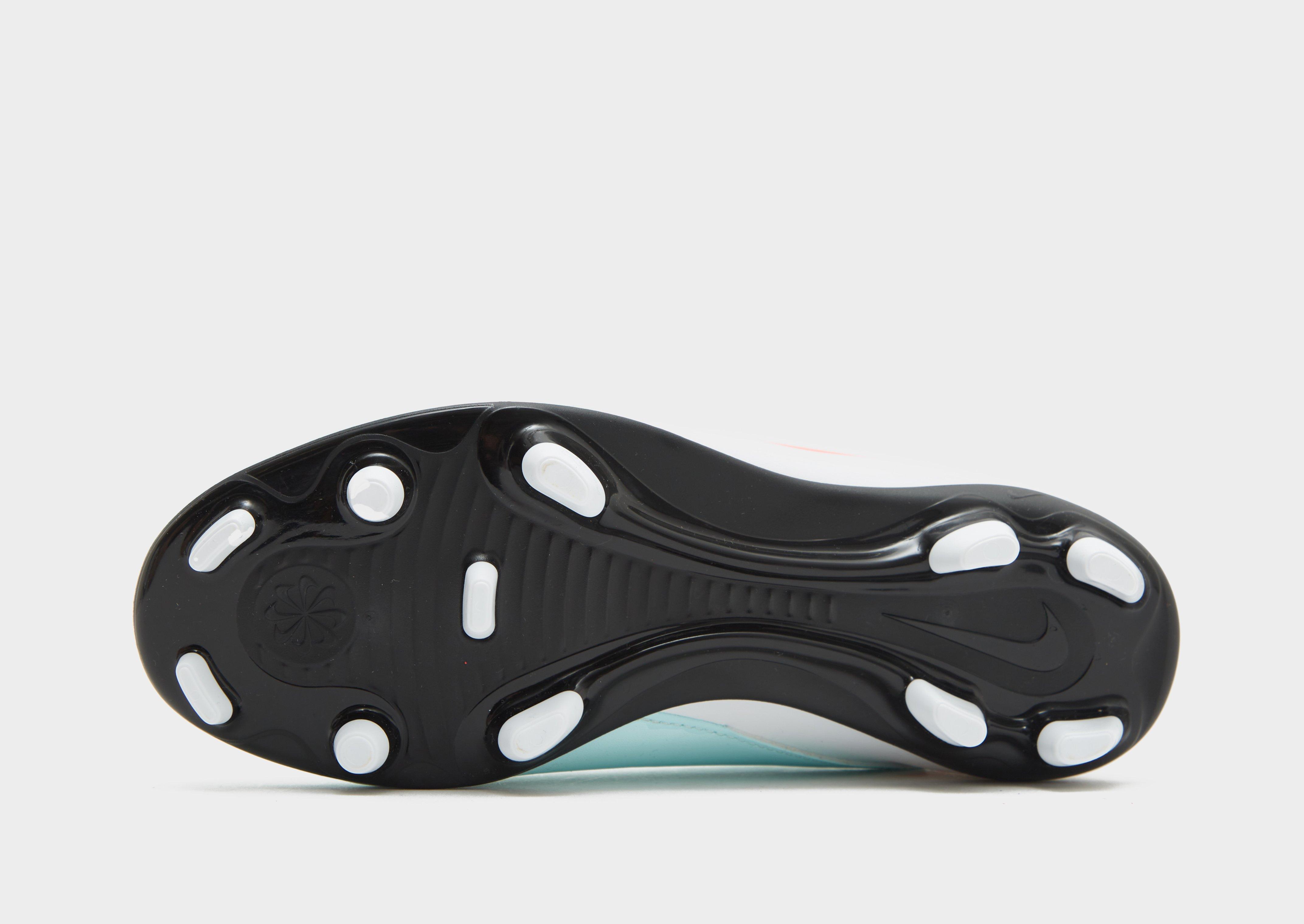 Nike Phantom GX 2 Club FG Junior