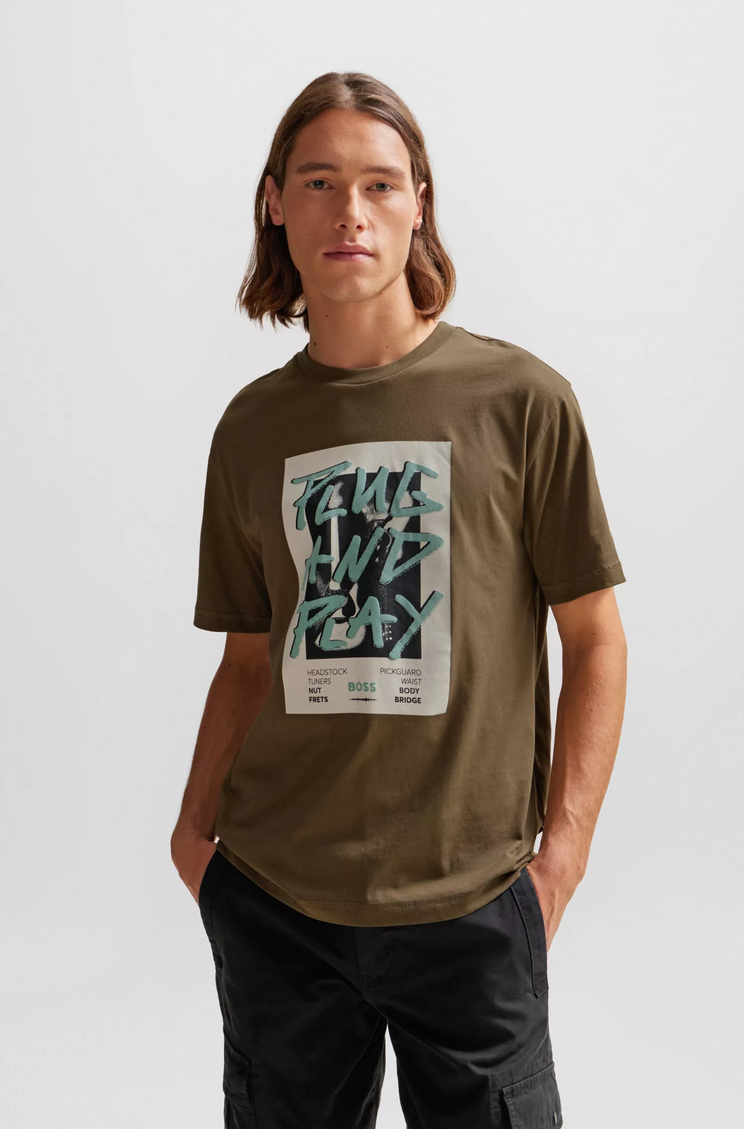 Camiseta BOSS laranja, corte regular, em algodão com estampa gráfica da estação.