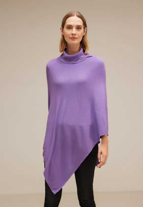 Strickponcho mit Rollkragen - lupine lilac