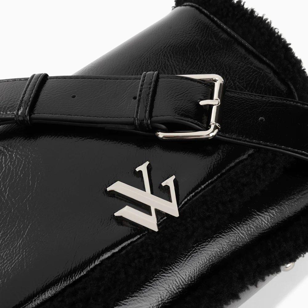 Sacs-Sac bandoulière Bertina noir à rabat et faux shearling