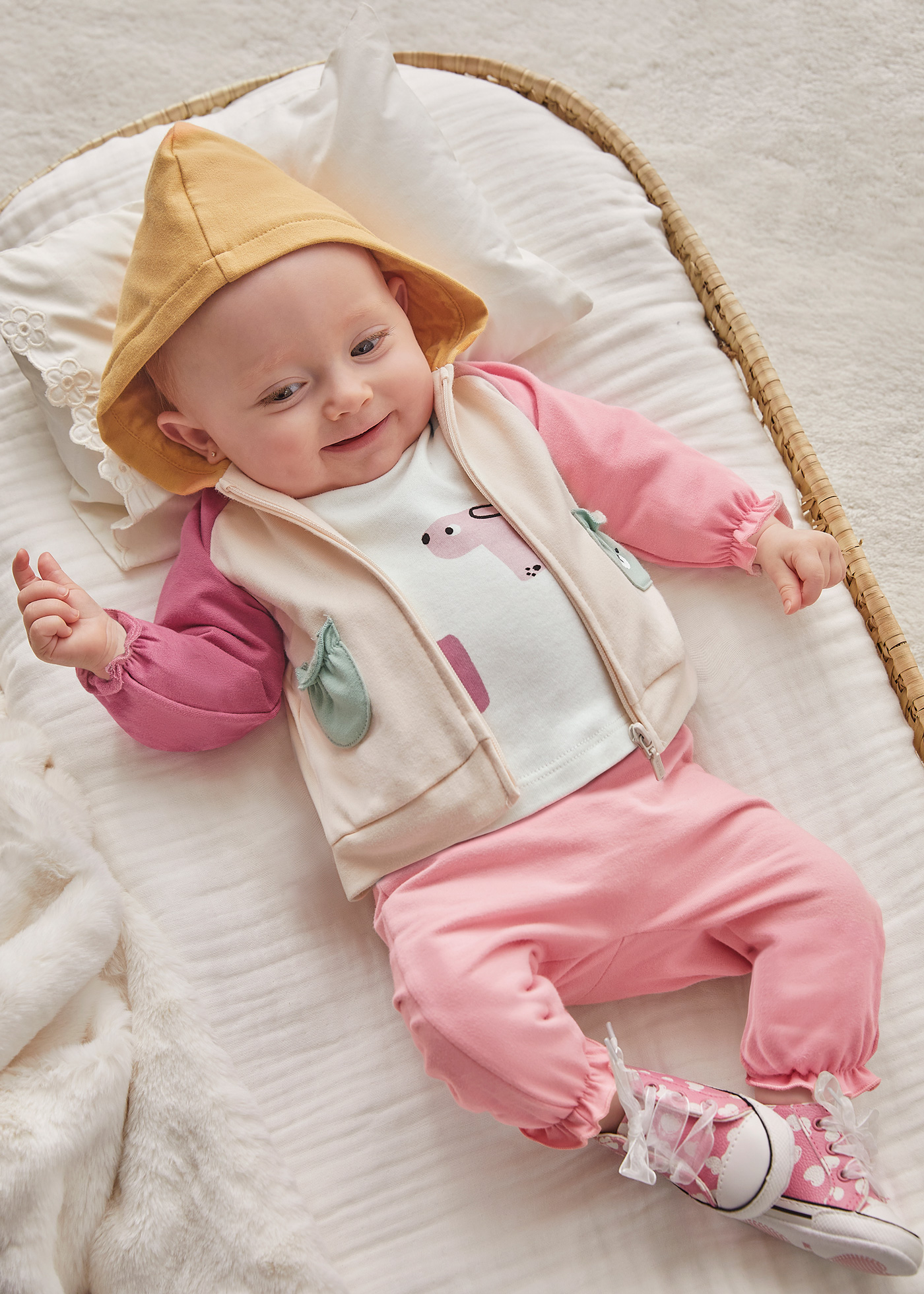 Conjunto de moletom de 3 peças Better Cotton para recém-nascidos