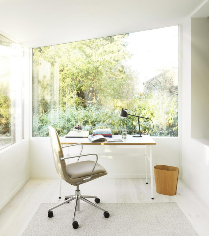 Normann Copenhagen Journal bureau wit
