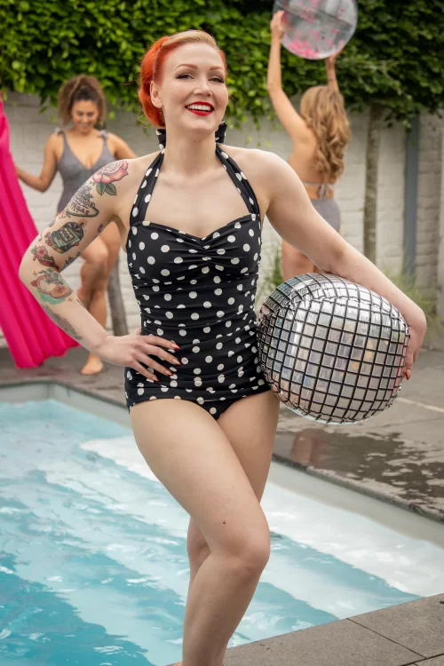 Esther Williams Klassiek badpak met polkadots in zwart en wit