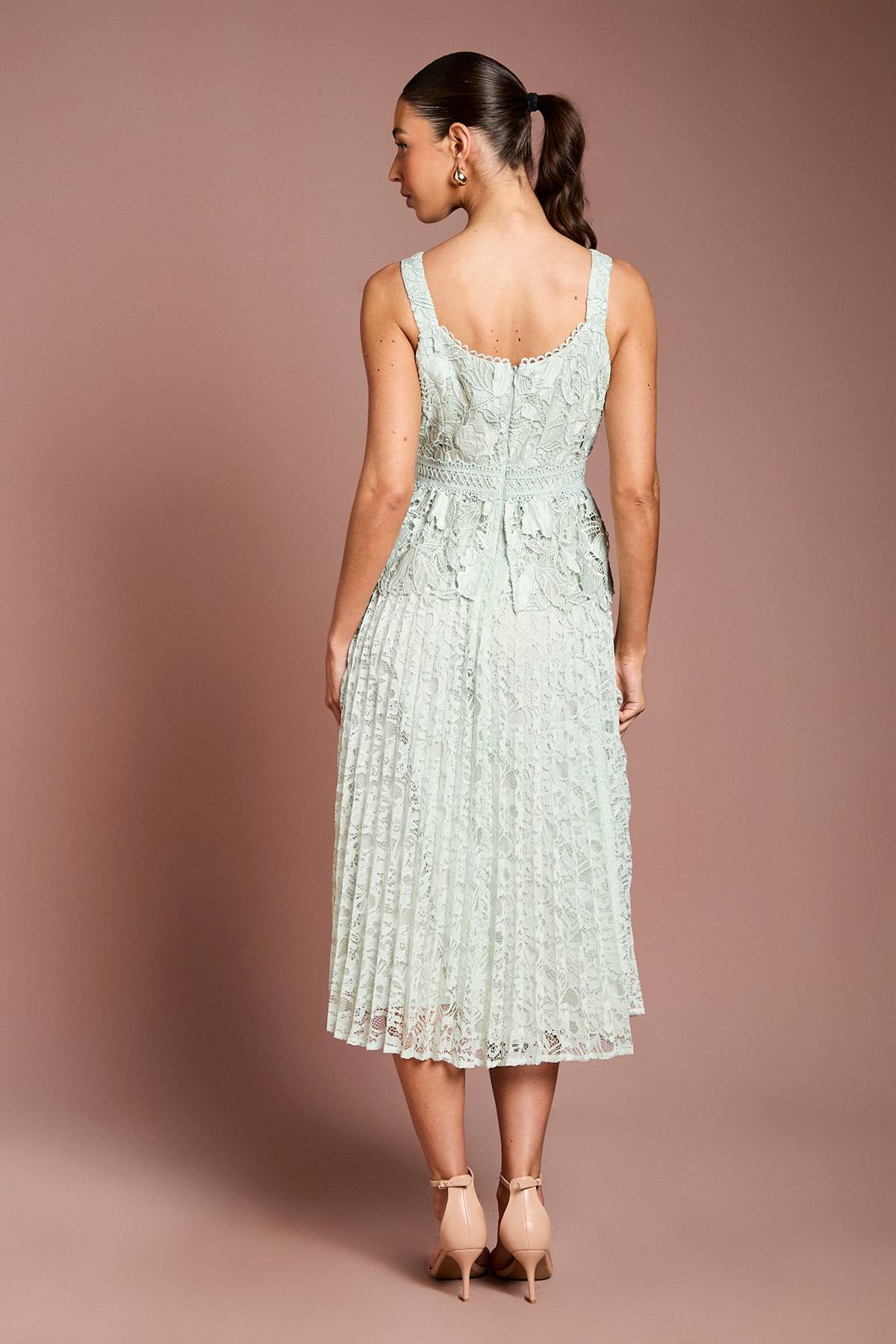 Coast Robe Midi Plissée Avec Détail Péplum En Dentelle