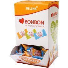 Bonbon en coeur, dans un présentoir en carton