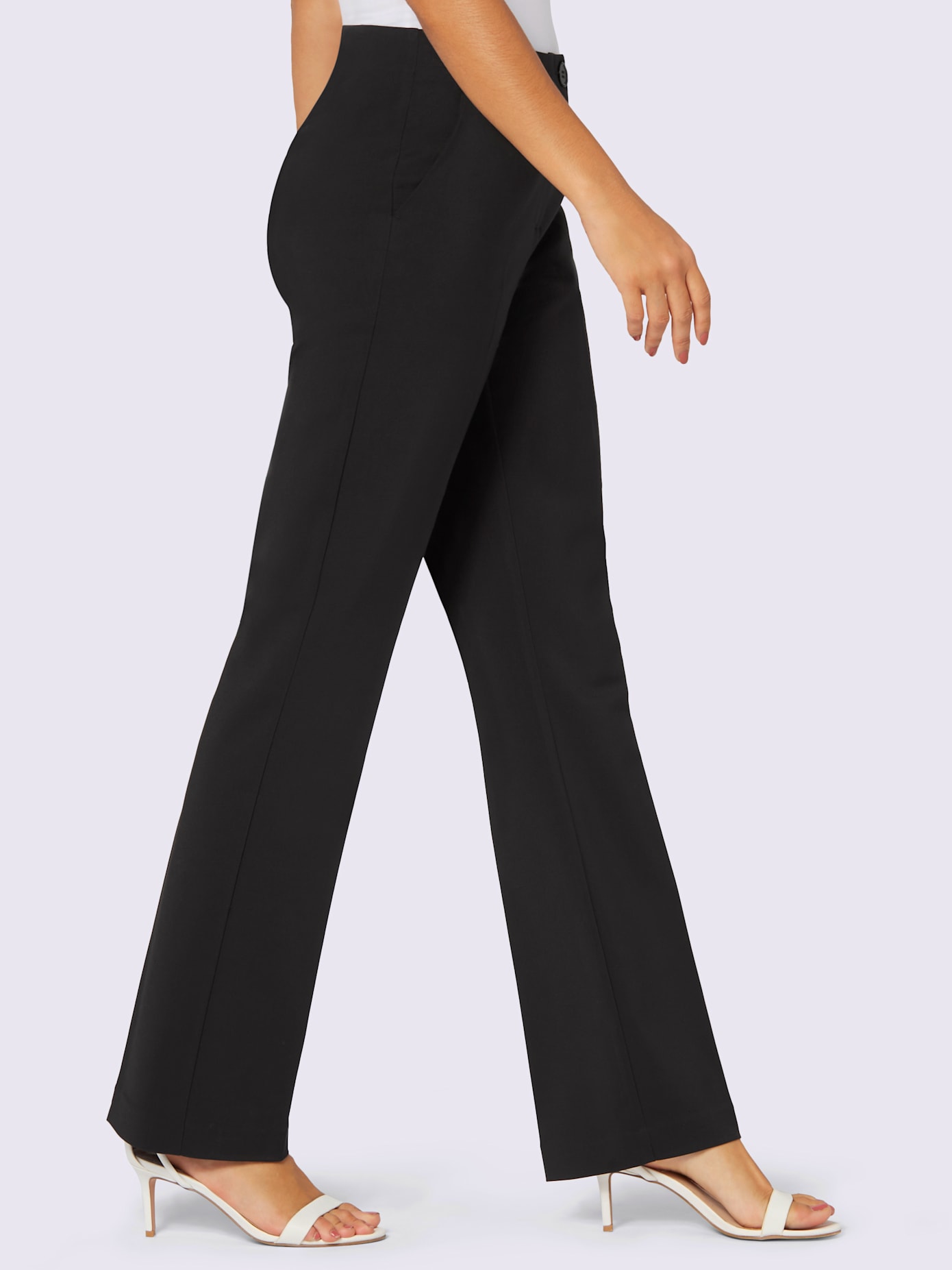 Pantalon plis repassés, effet affinant