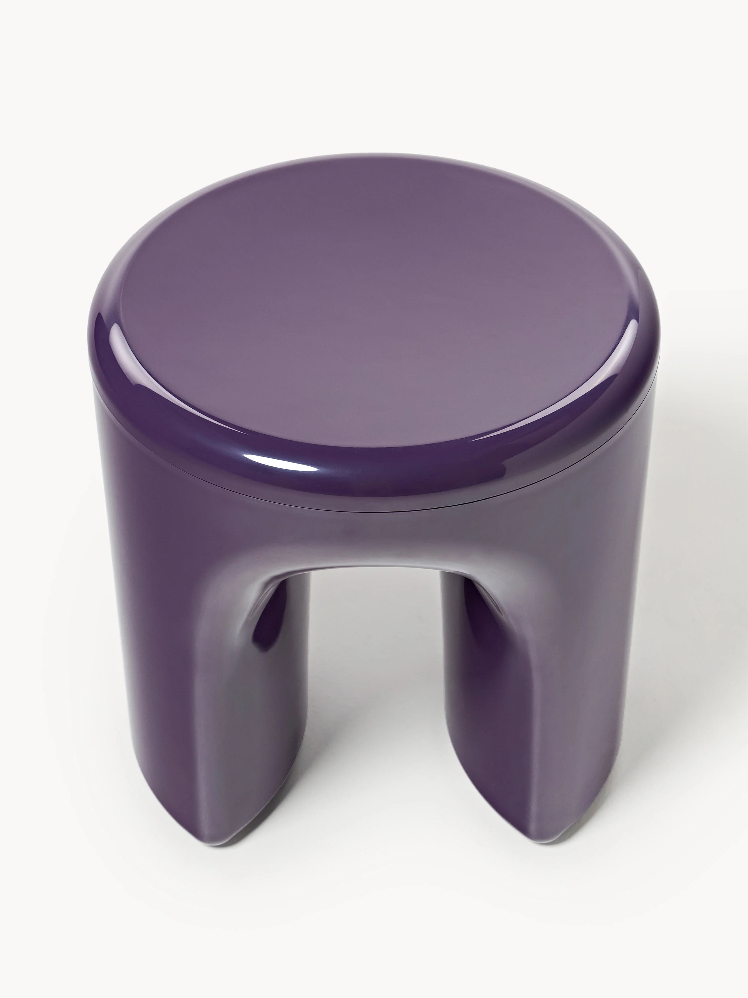 Ronde bijzettafel Avi