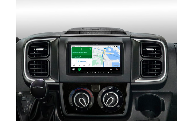 Alpine Digital Media Station mit 6,95-Zoll Display