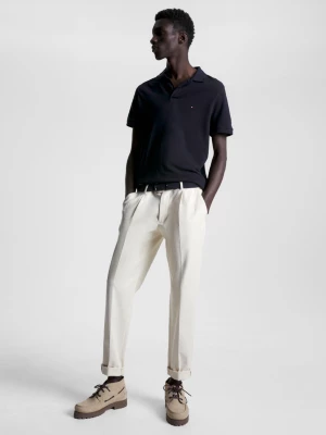 Polo de corte regular com gola exclusiva