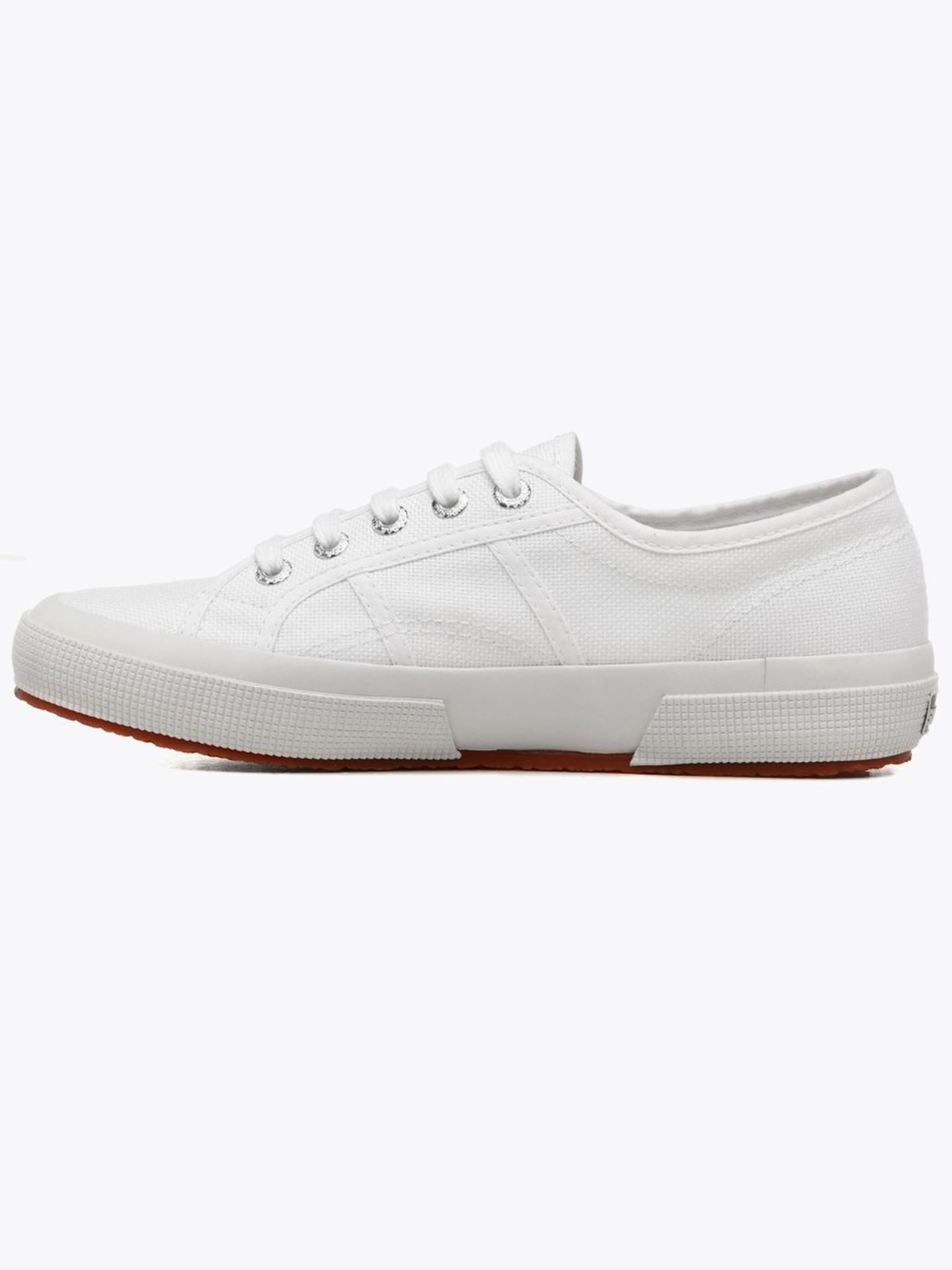 2750 Cotu Classic