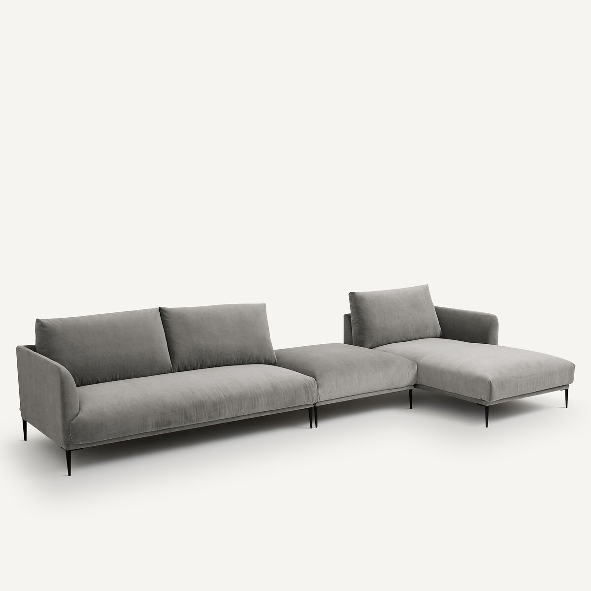 AM.PM<br>Puf XL em veludo, design Oscar E.Gallina
