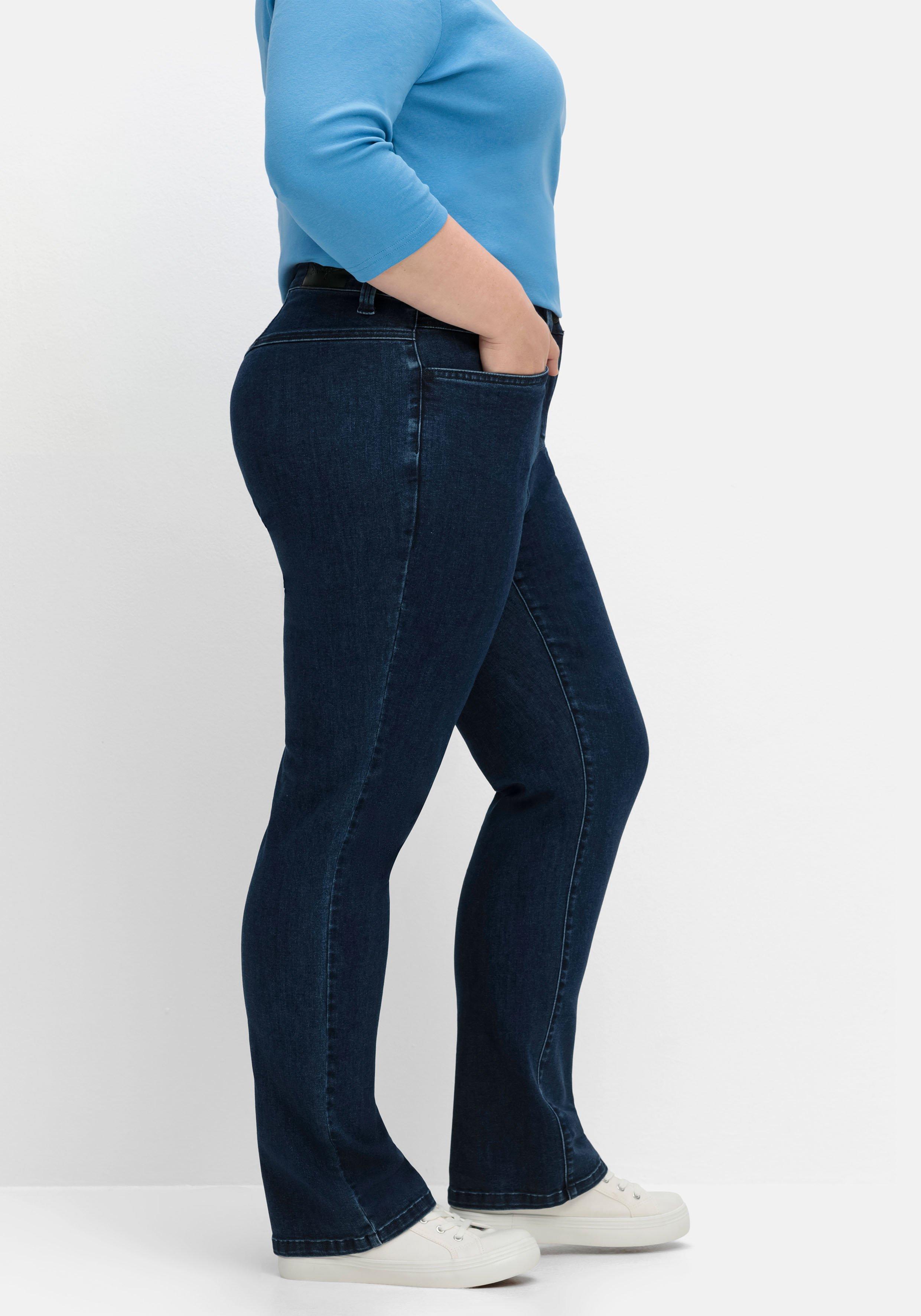 Gerade Jeans mit REPREVE® recycled Polyesterfasern