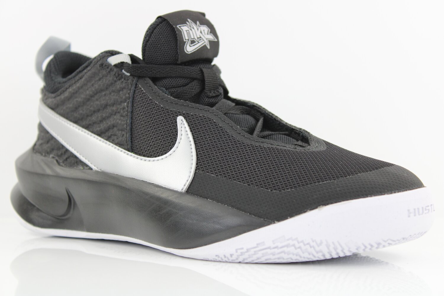 Nike Team Hustle D 10