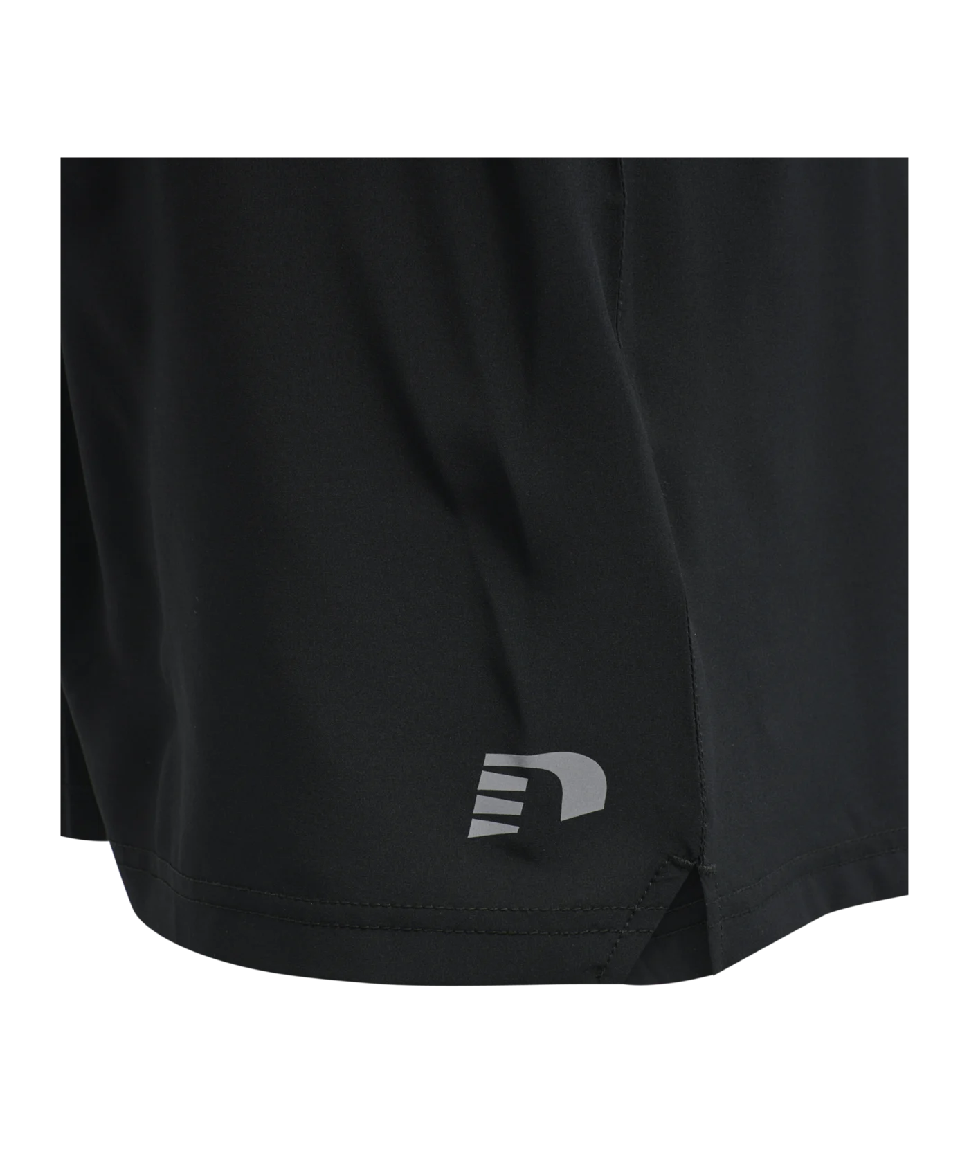 Newline Core Short Running Schwarz F2001