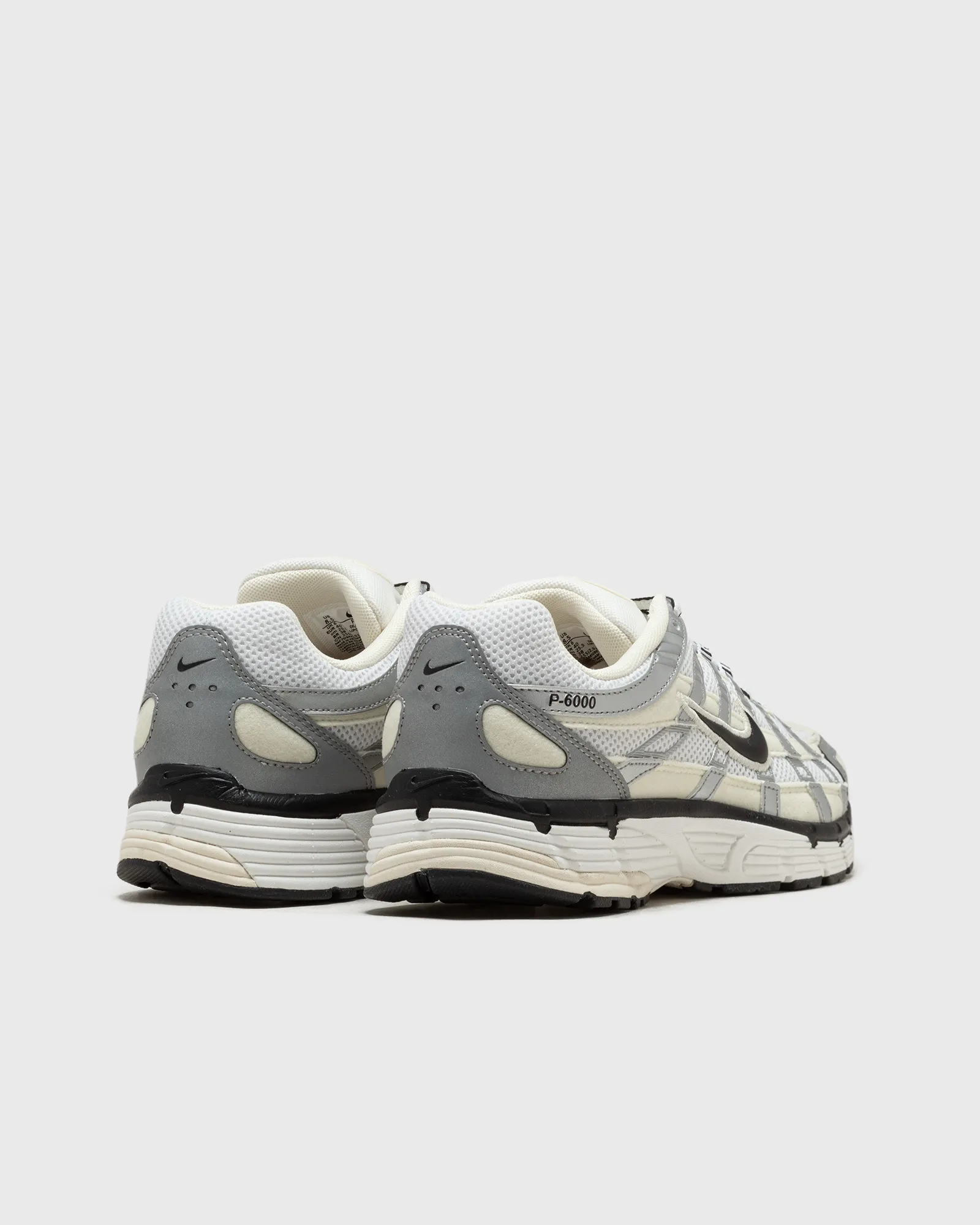 Nike WMNS NIKE P-6000