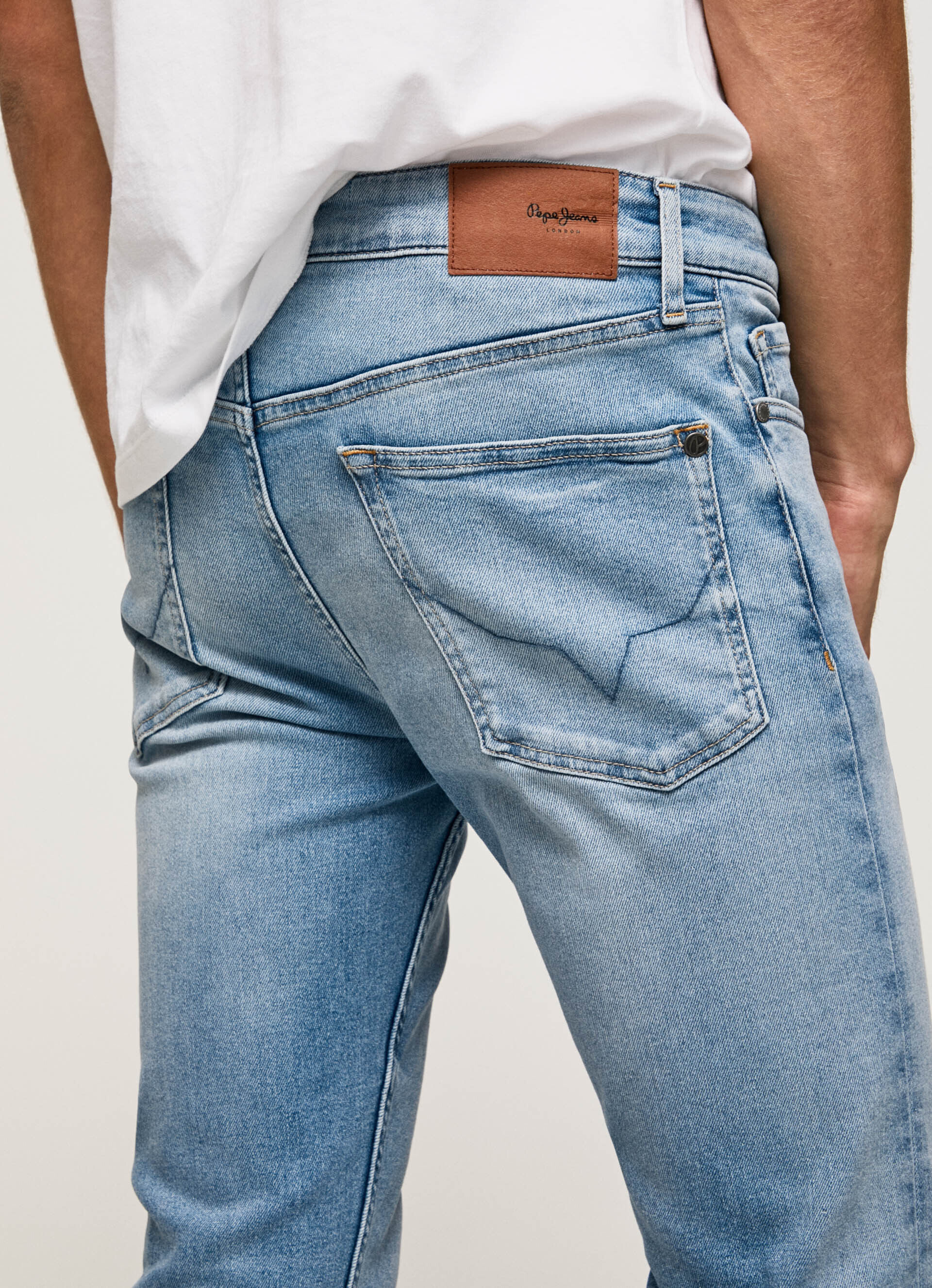 JEAN HATCH 5PKT SLIM REGULAR SHOT - jeans