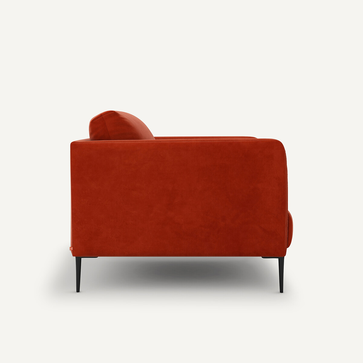 AM.PM<br>Poltrona de veludo, design Oscar E. Gallina