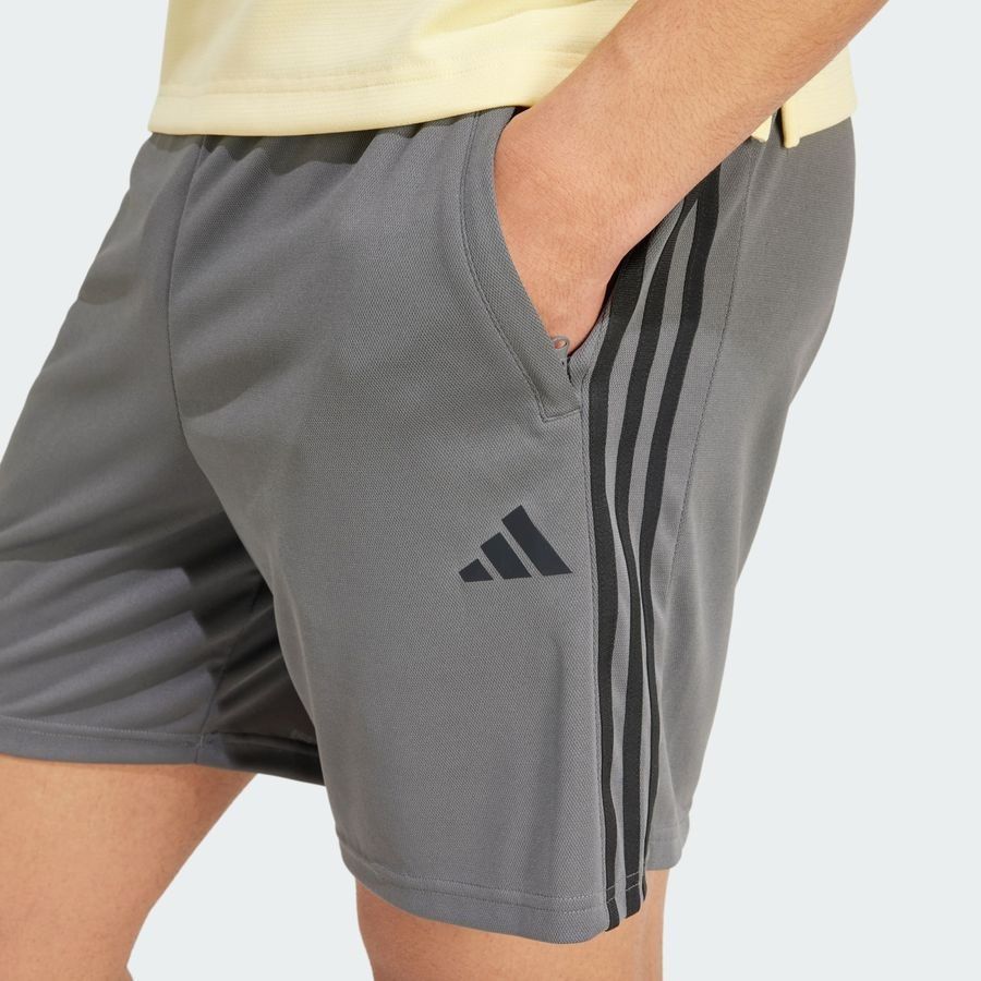 Adidas Short d'entraînement en piqué Train Essentials 3-Stripes