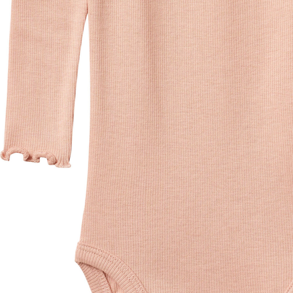 Køb Wheat Rose Cloud Rib Body L/S Lotta