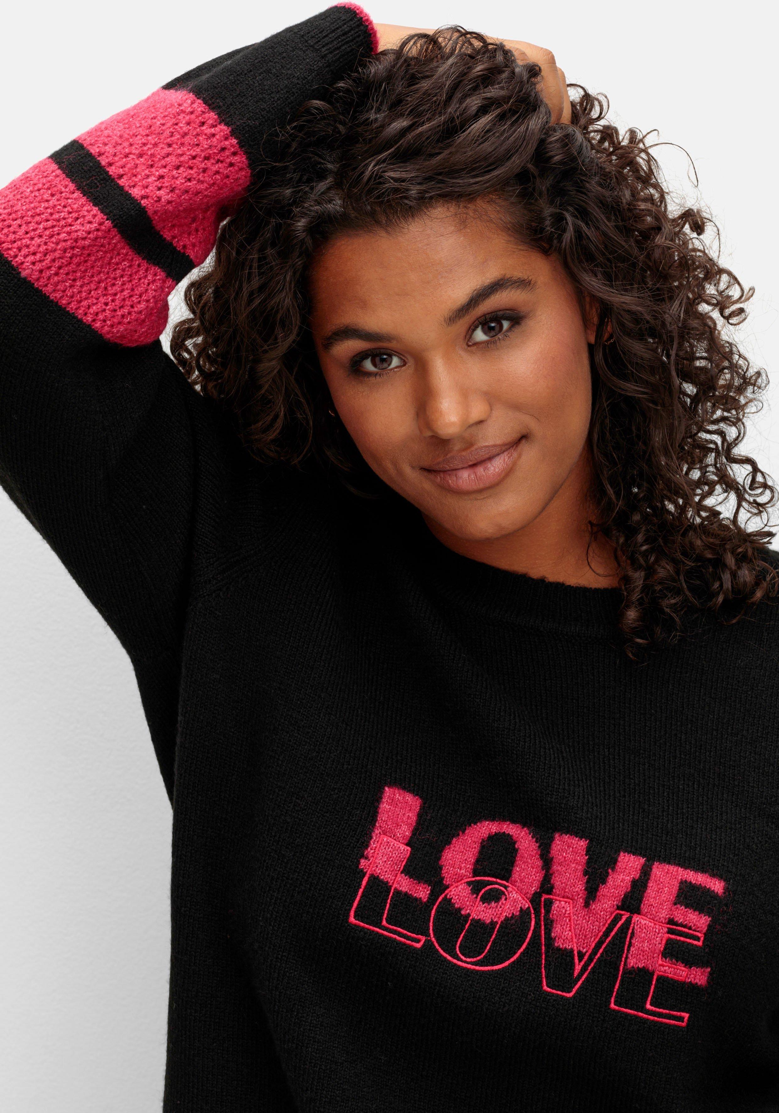 Pullover mit Intarsienstrickmuster und Stickerei