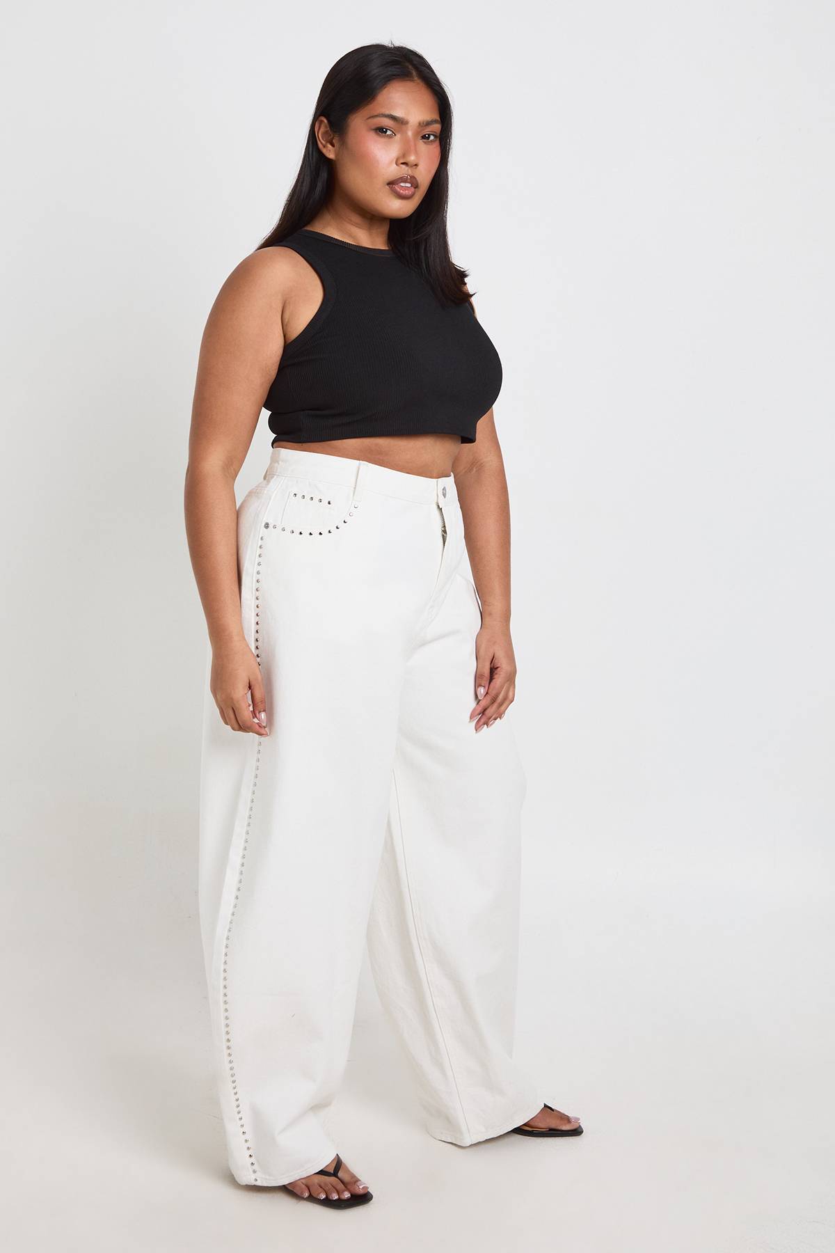 boohoo Jean Barrel Taille Mi-haute À Clous Plus