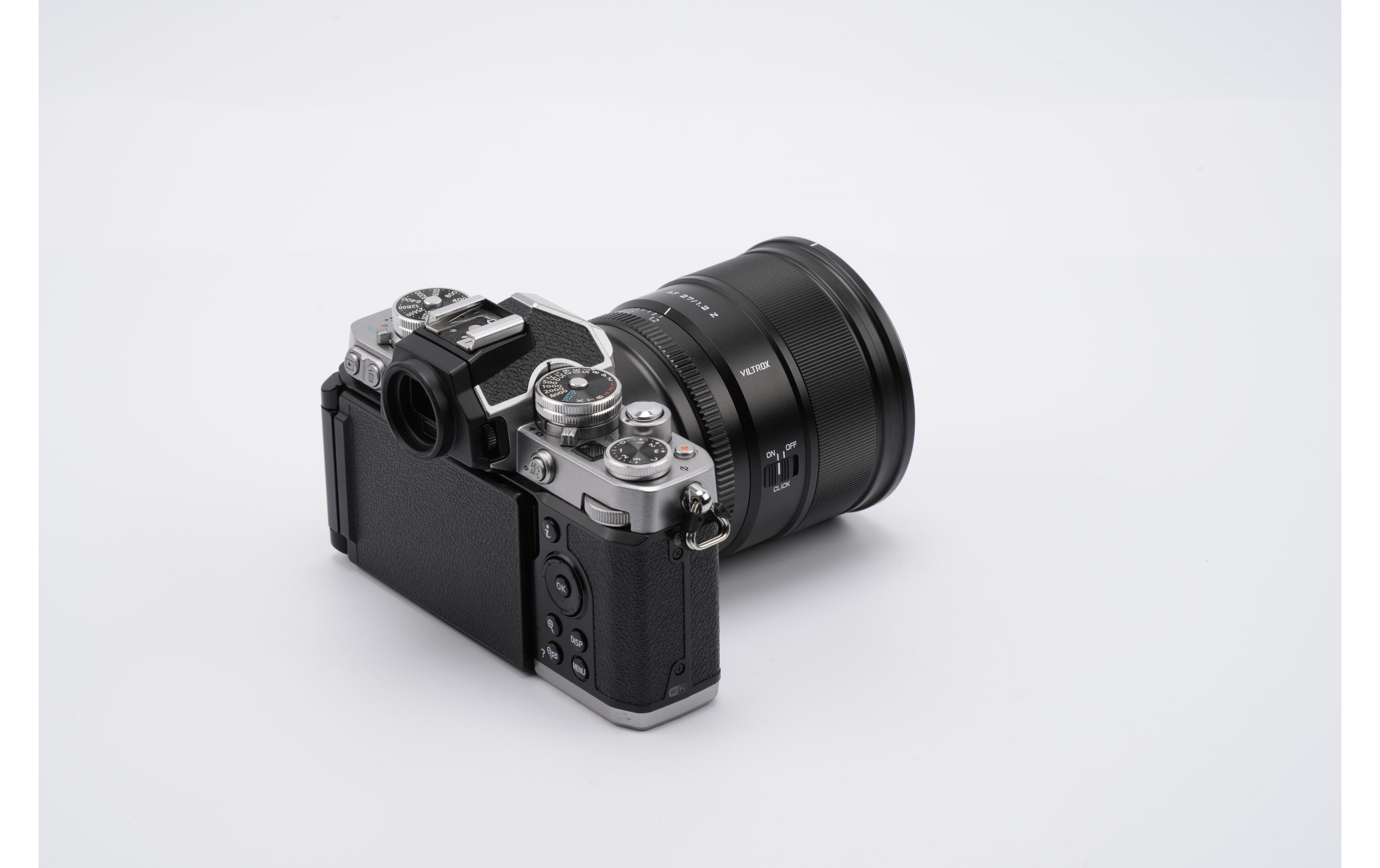 Festbrennweite AF 27mm F/1.2 Pro – Nikon Z<br>APS-C-Objektiv mit grosser Blende und Autofokus für Nikon