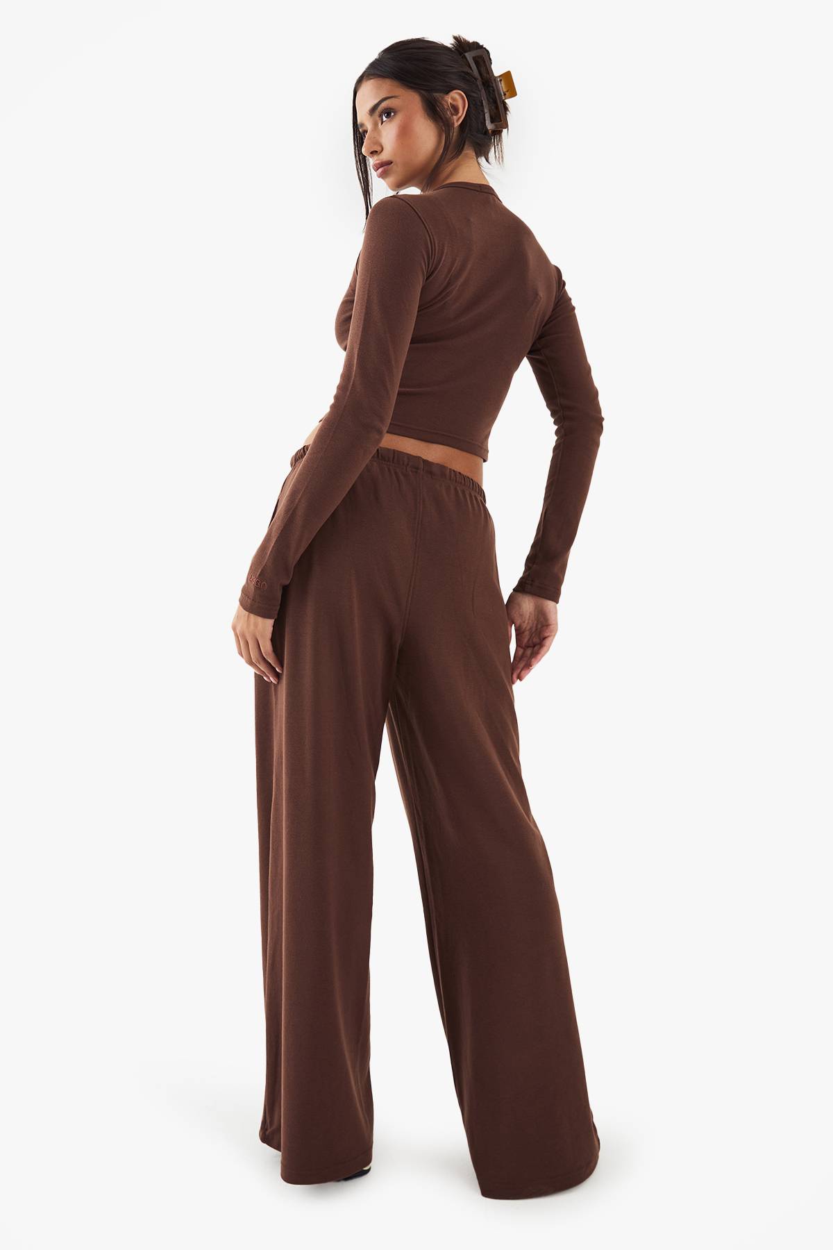 Pantalon Large à Côtes Brodées DSGN Studio