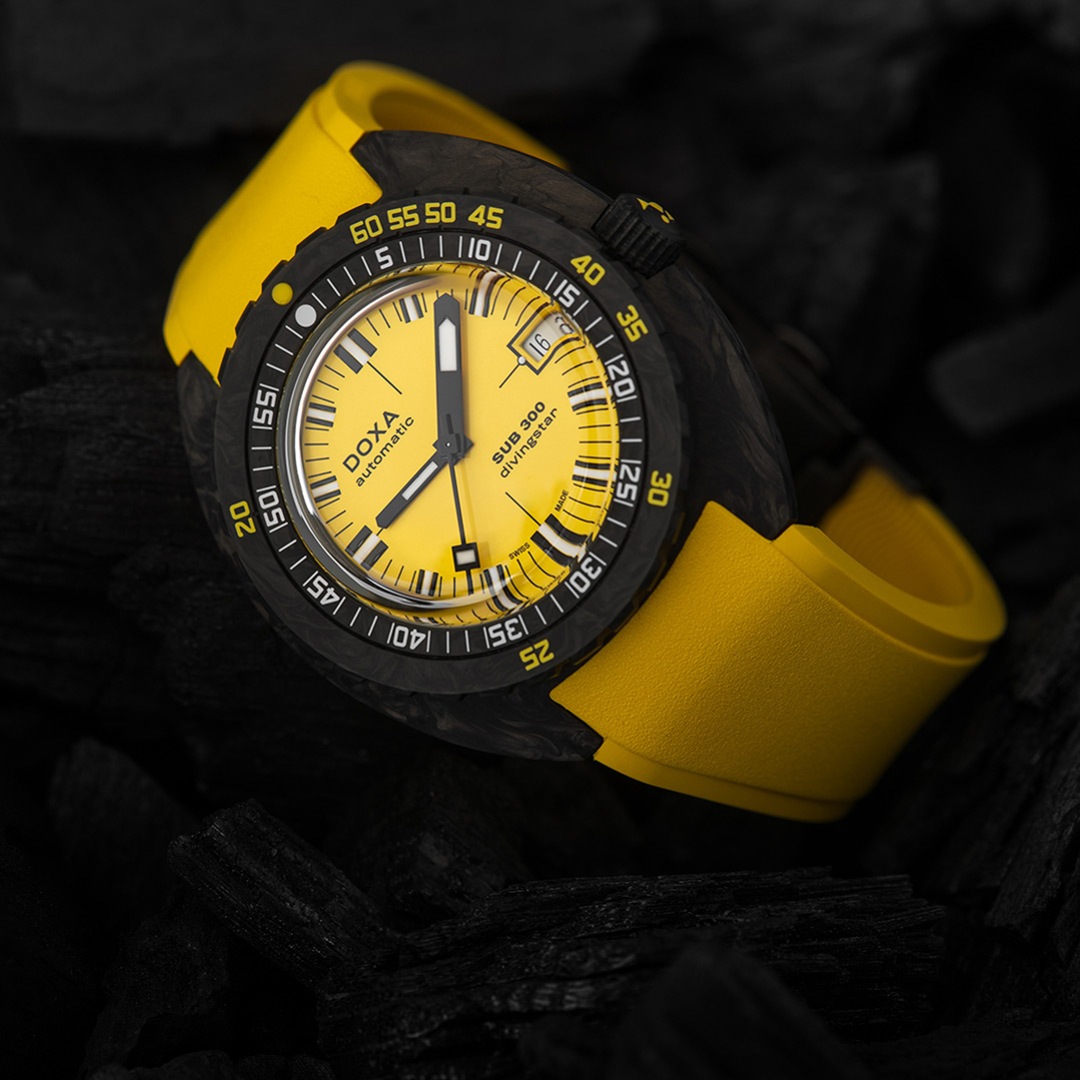 Doxa SUB 300 Carbon Divingstar