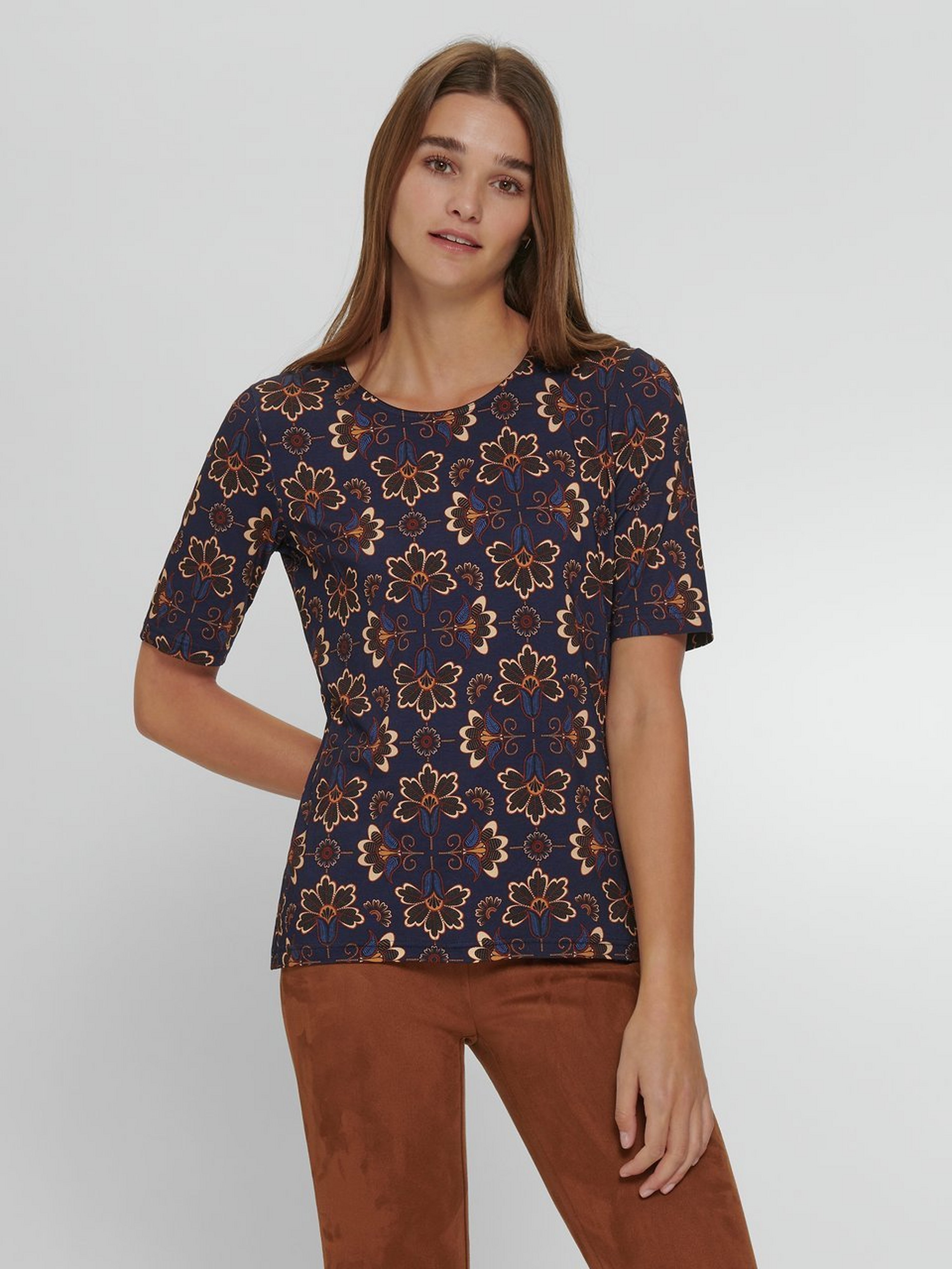 Rundhals-Shirt mit 1/2-Arm