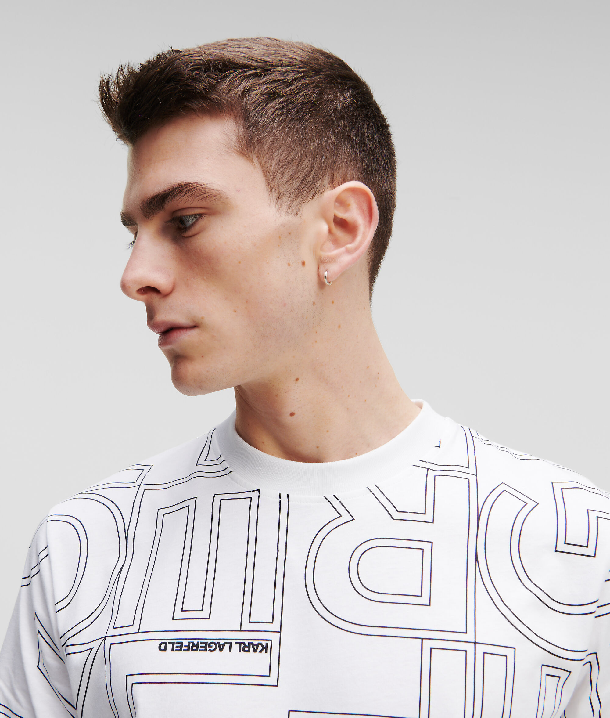 T-SHIRT AVEC LOGO KARL FAÇON ALL-OVER