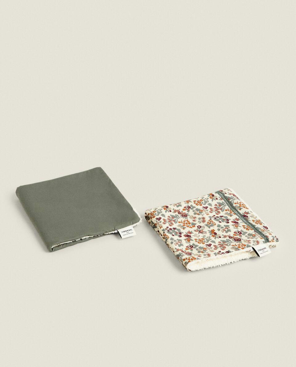 PACOTE DE PANOS DE MUSSELINA INFANTIS COM ESTAMPA FLORAL (PACOTE COM 2)