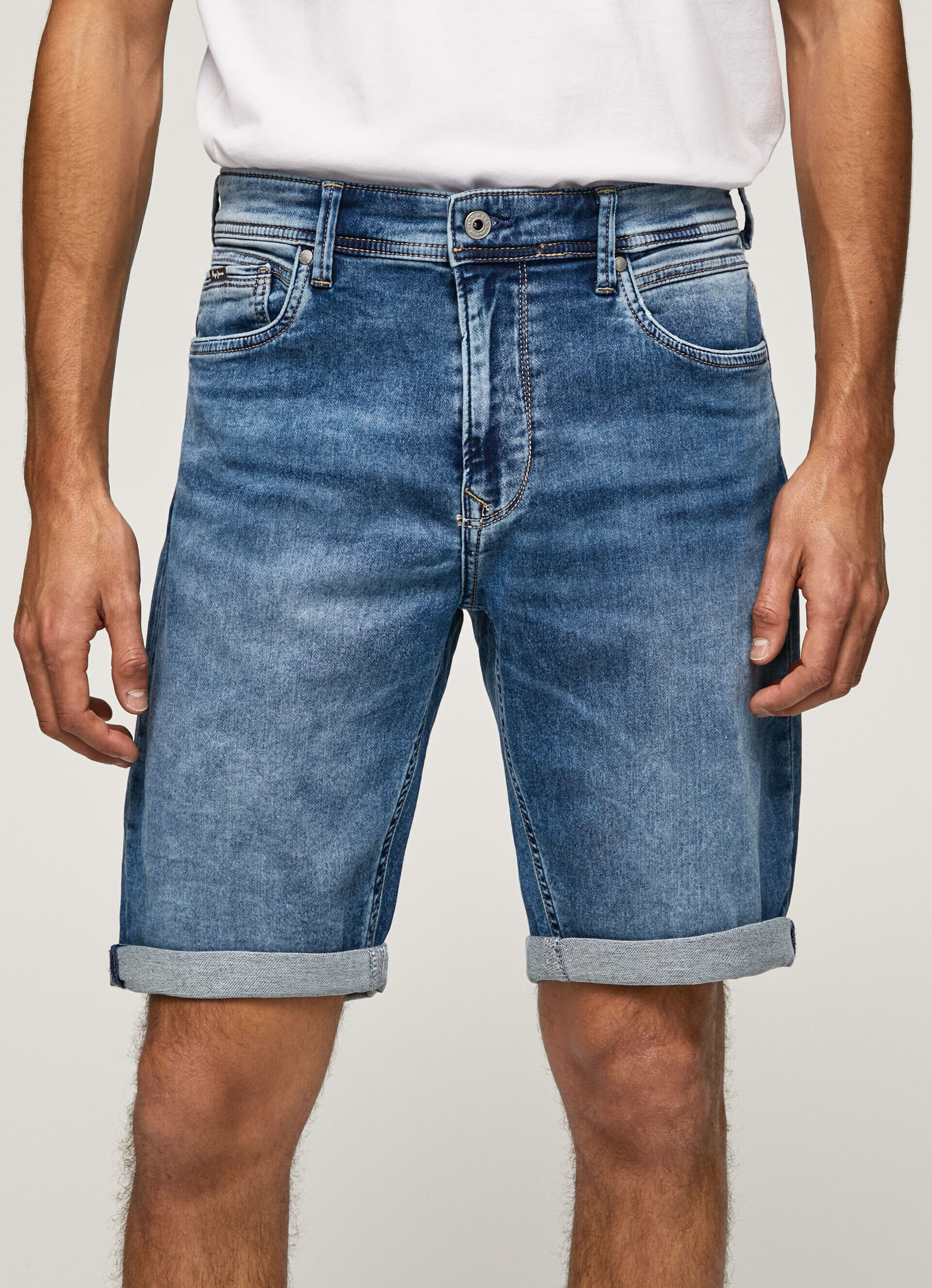 Bermuda Jack de corte regular - jeans