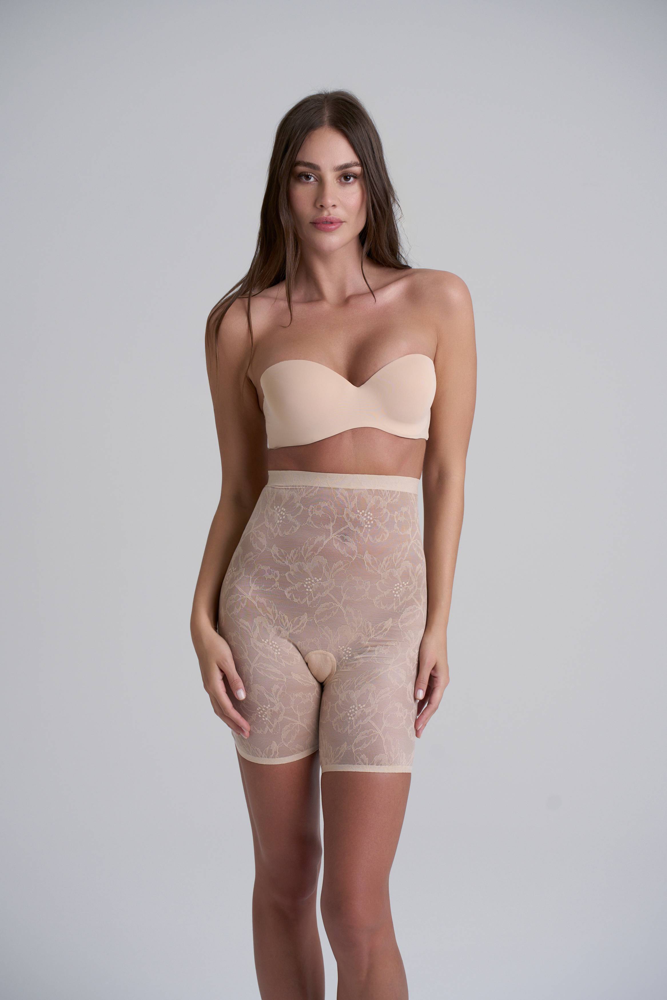 KarenMillen Short Gainant Taille Haute En Dentelle