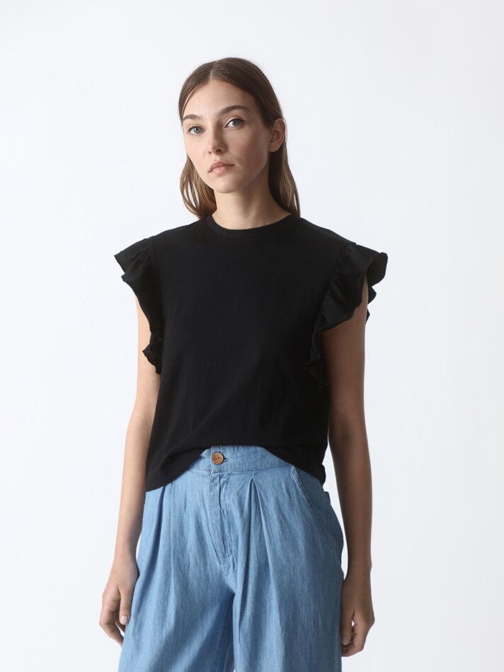 Camiseta com babados - Preta