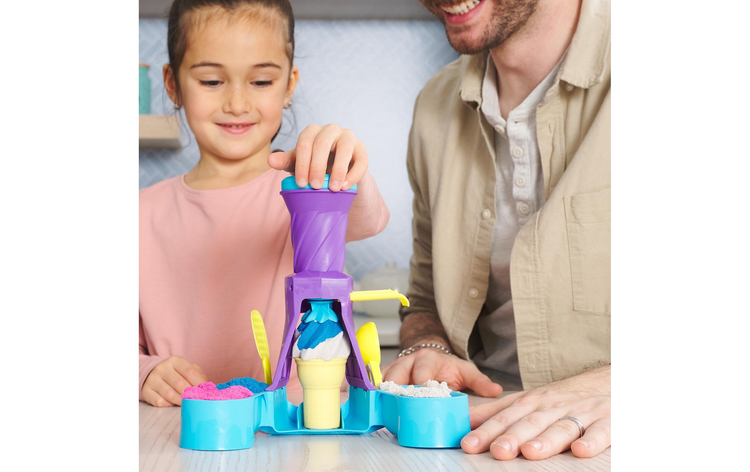 Kinetic Sand Softeis Stand 396 gKreatives Indoor-Sandspiel