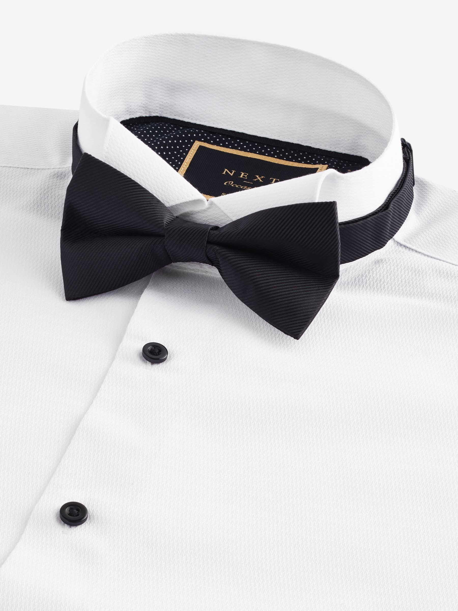 Wit - Slim Fit - Slim Fit Single Cuff Shirt With Wing Collar And Bow Tie Pack