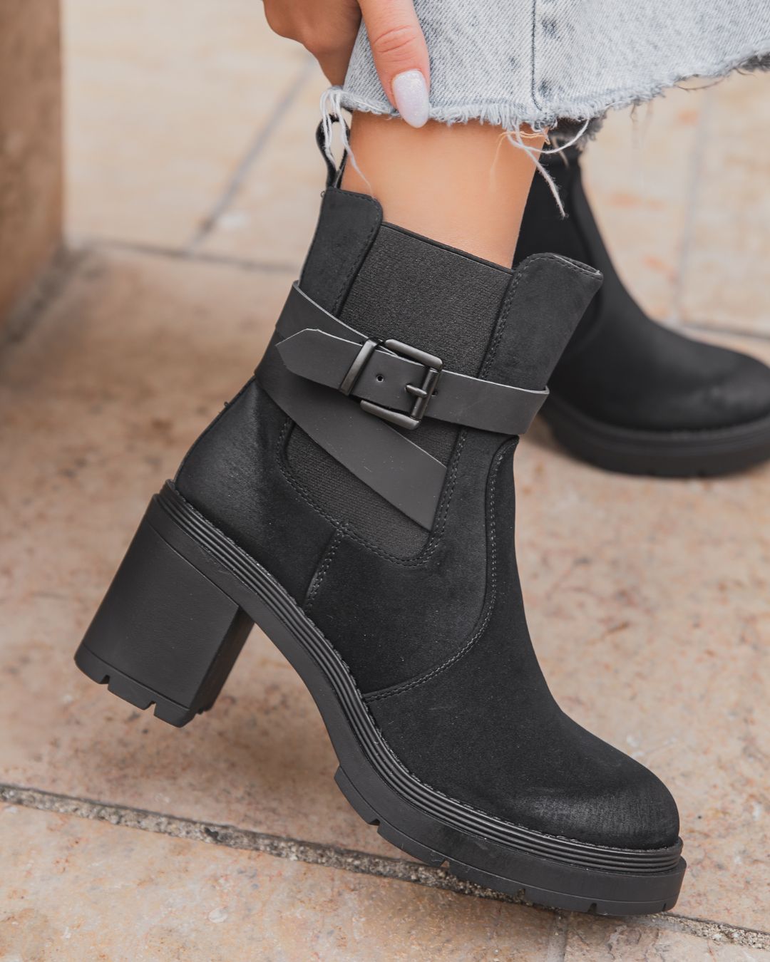 Bottines femme noires à talon - Déborah