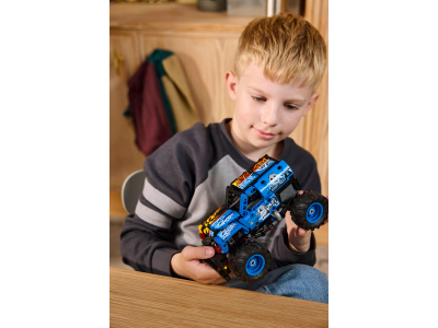 LEGO Monster Jam™ Grave Digger™ vuur en ijs (42219)