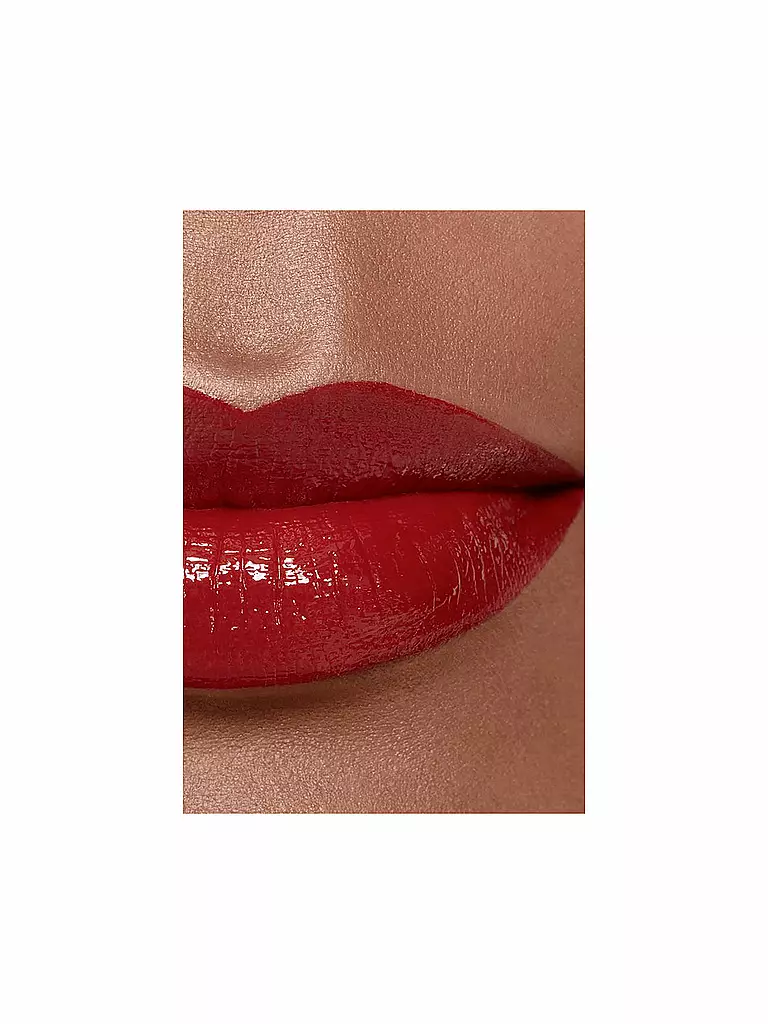 CHANEL  DER GLÄNZENDE FLUID-LIPPENSTIFT MIT LANGEM HALT 5.5ML rot