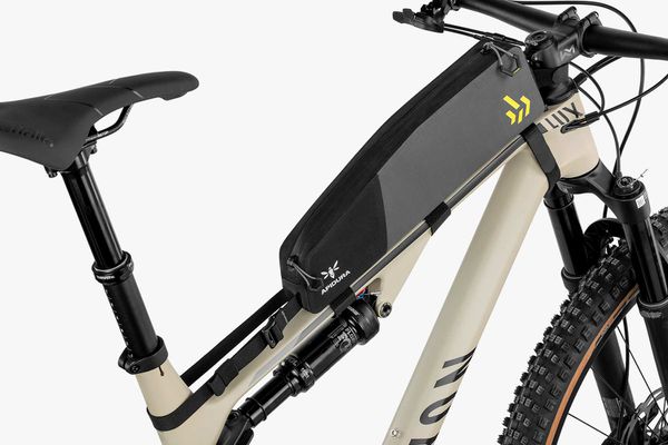 BACKCOUNTRY LONG TOP TUBE PACK 1.8L  grau  1.8L