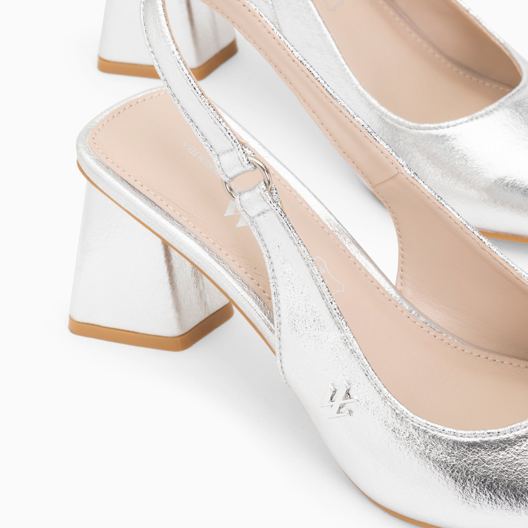 Escarpins-Escarpins slingback Lara argent à bout pointu