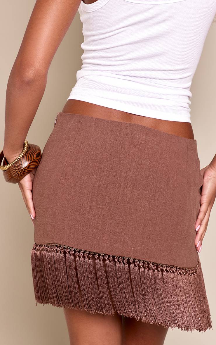 Chocolat Mini-jupe Aspect Lin Avec Détail À Pompons