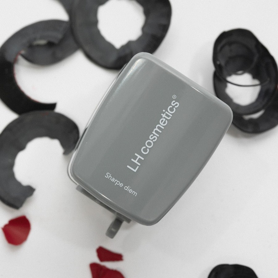 LH Cosmetics Sharpe Diem