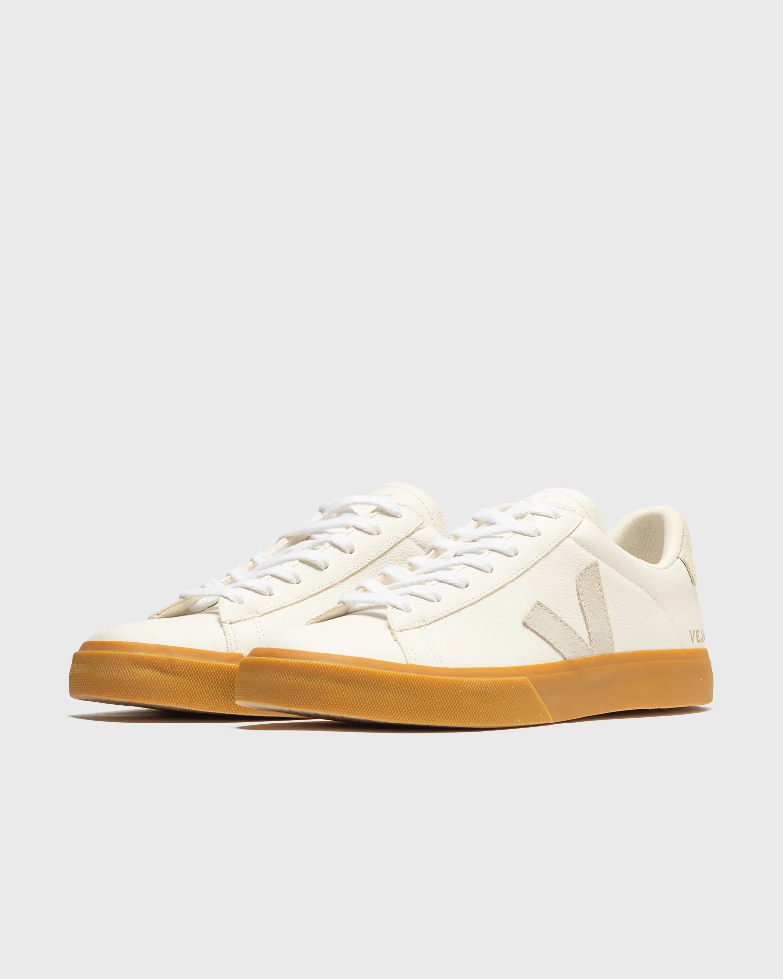 Veja CAMPO CHROMFREE LEATHER