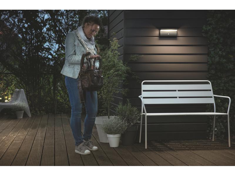 Philips myGarden Wandleuchte Bustan, 1000 lm, Anthrazit   S Leuchte für den Aussenbereich