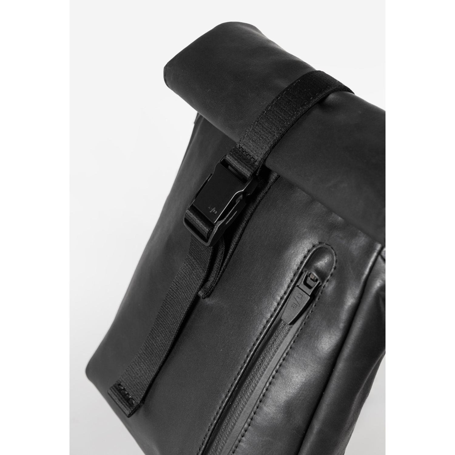 Aunts & Uncles Yodo RE Shoulderbag Rolltop black