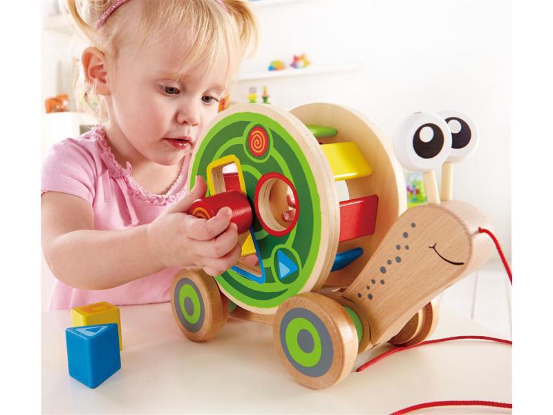Hape Nachziehspielzeug Nachzieh-Schnecke Holzspielzeug